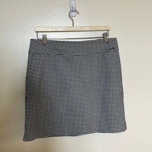 Black and White Gingham Skort, size 10
